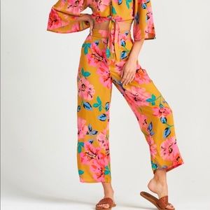 🌼 billabong pants 🌸